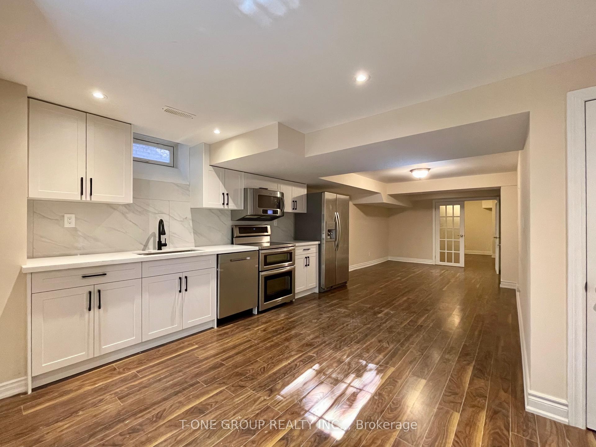 Photo 3 of Unit Lower, 35 Valemount Way, Aurora, Bayview Wellington — HOMEH