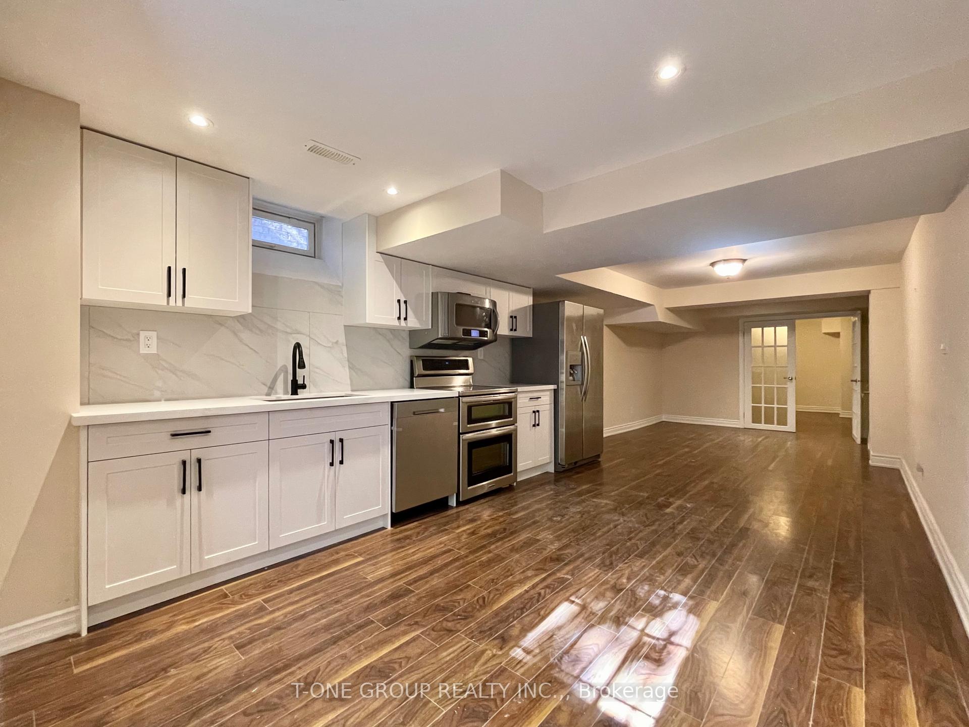 Photo 4 of Unit Lower, 35 Valemount Way, Aurora, Bayview Wellington — HOMEH