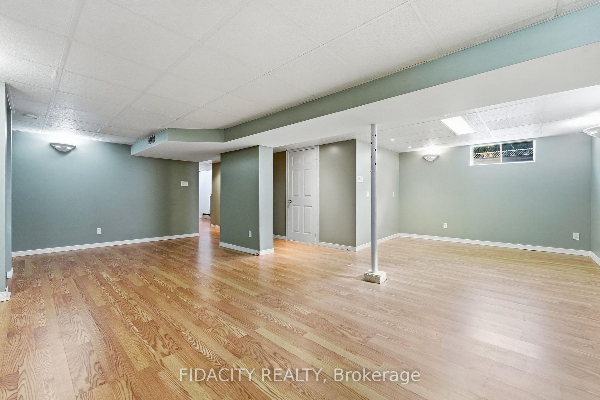 Photo 19 of 34 Stinson Avenue, Ottawa, Lynwood Village — HOMEH