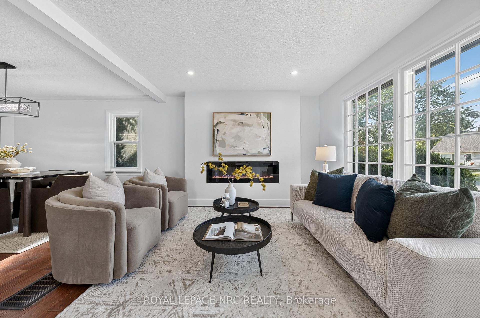 Photo 9 of 12 Admiral Road, St. Catharines, Secord Woods — HOMEH