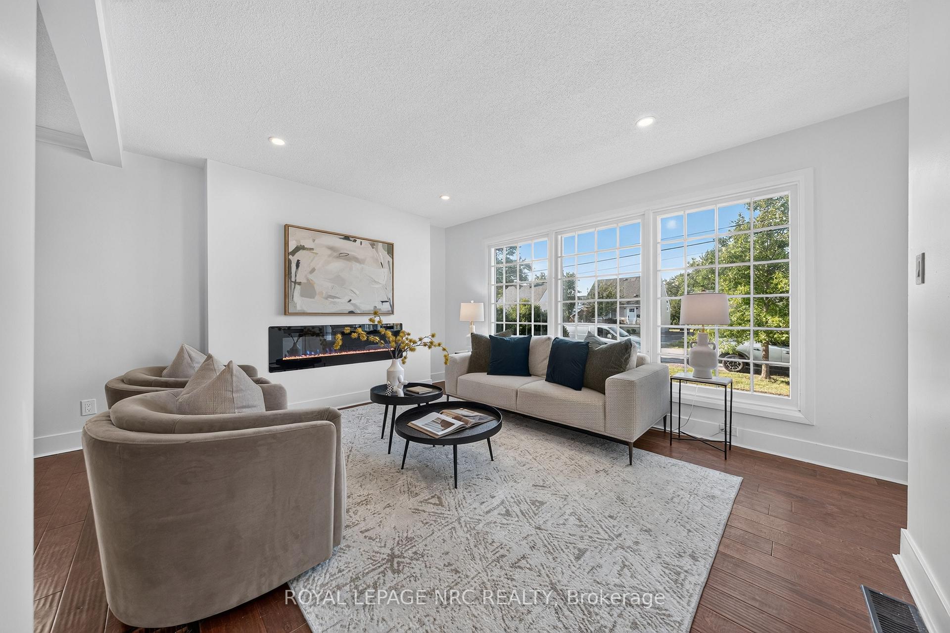 Photo 10 of 12 Admiral Road, St. Catharines, Secord Woods — HOMEH