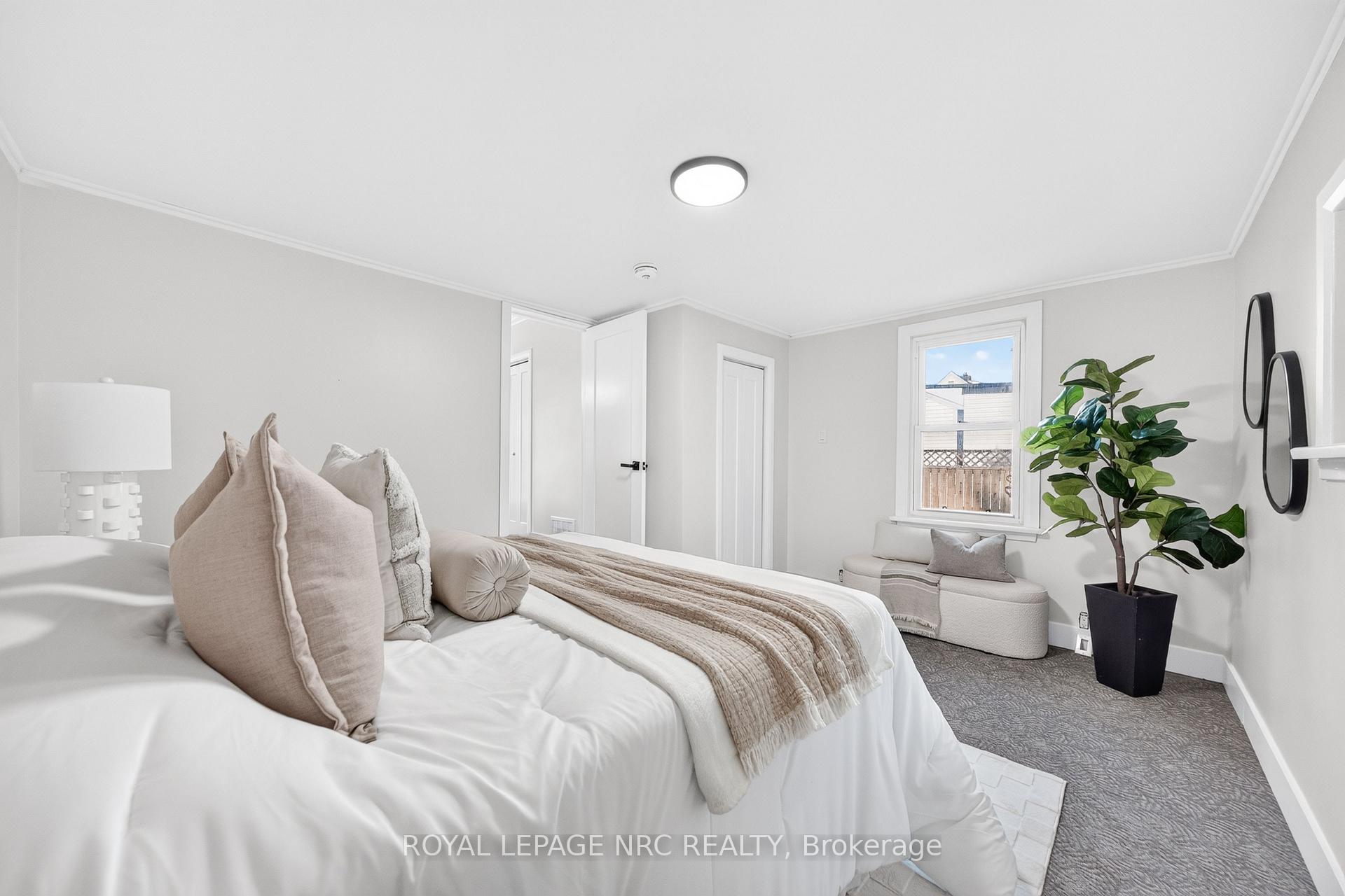 Photo 24 of 12 Admiral Road, St. Catharines, Secord Woods — HOMEH