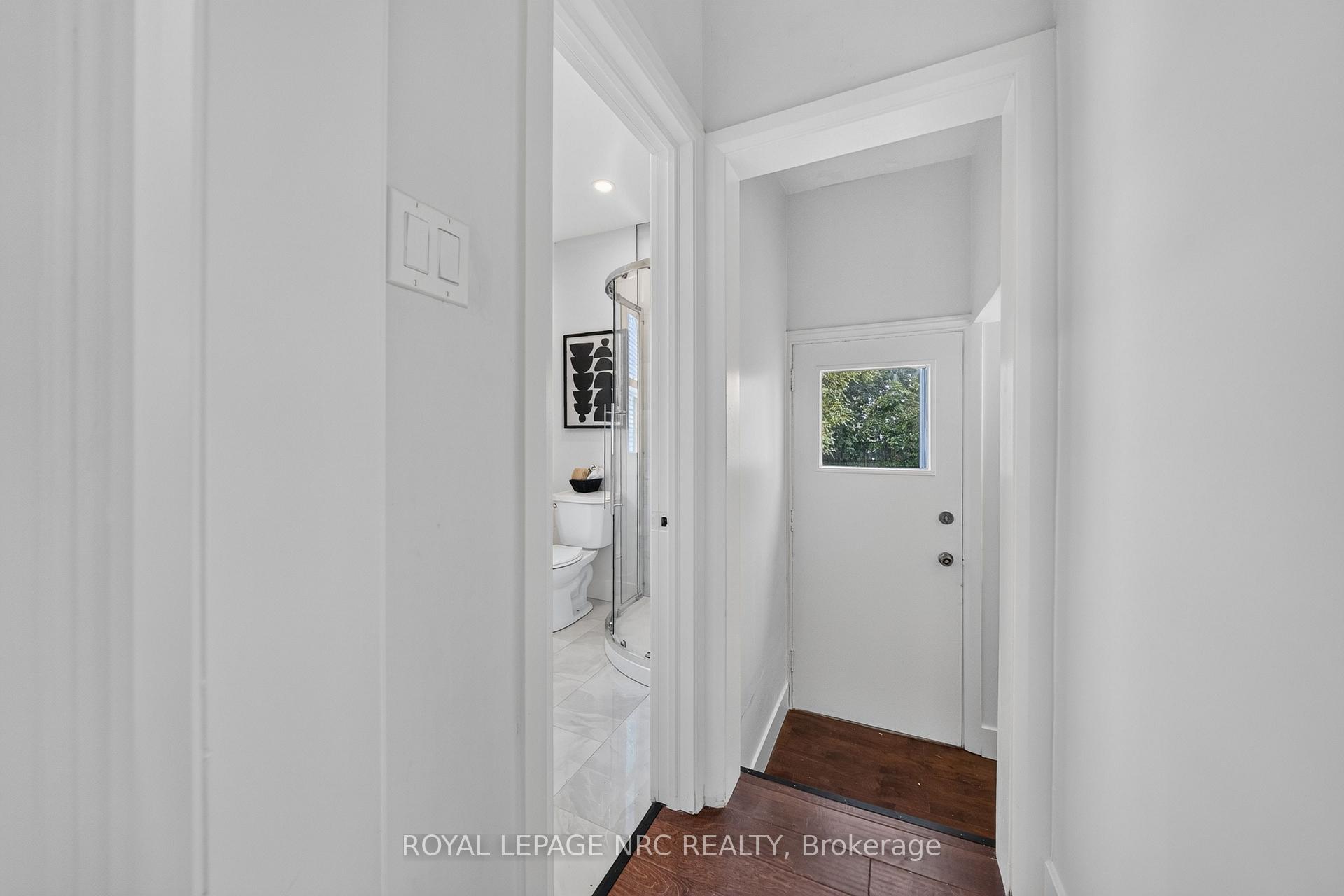 Photo 26 of 12 Admiral Road, St. Catharines, Secord Woods — HOMEH