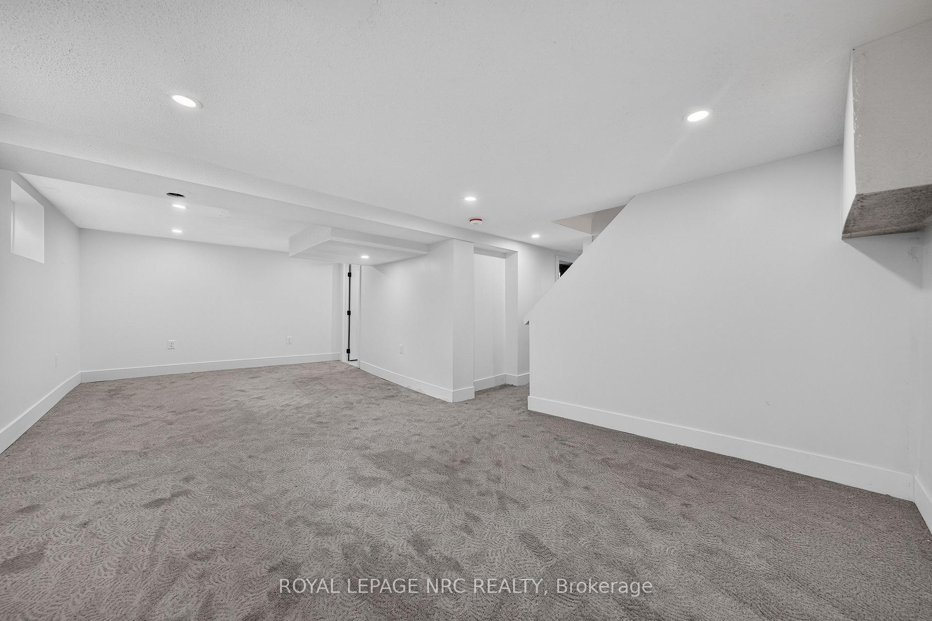 Photo 33 of 12 Admiral Road, St. Catharines, Secord Woods — HOMEH