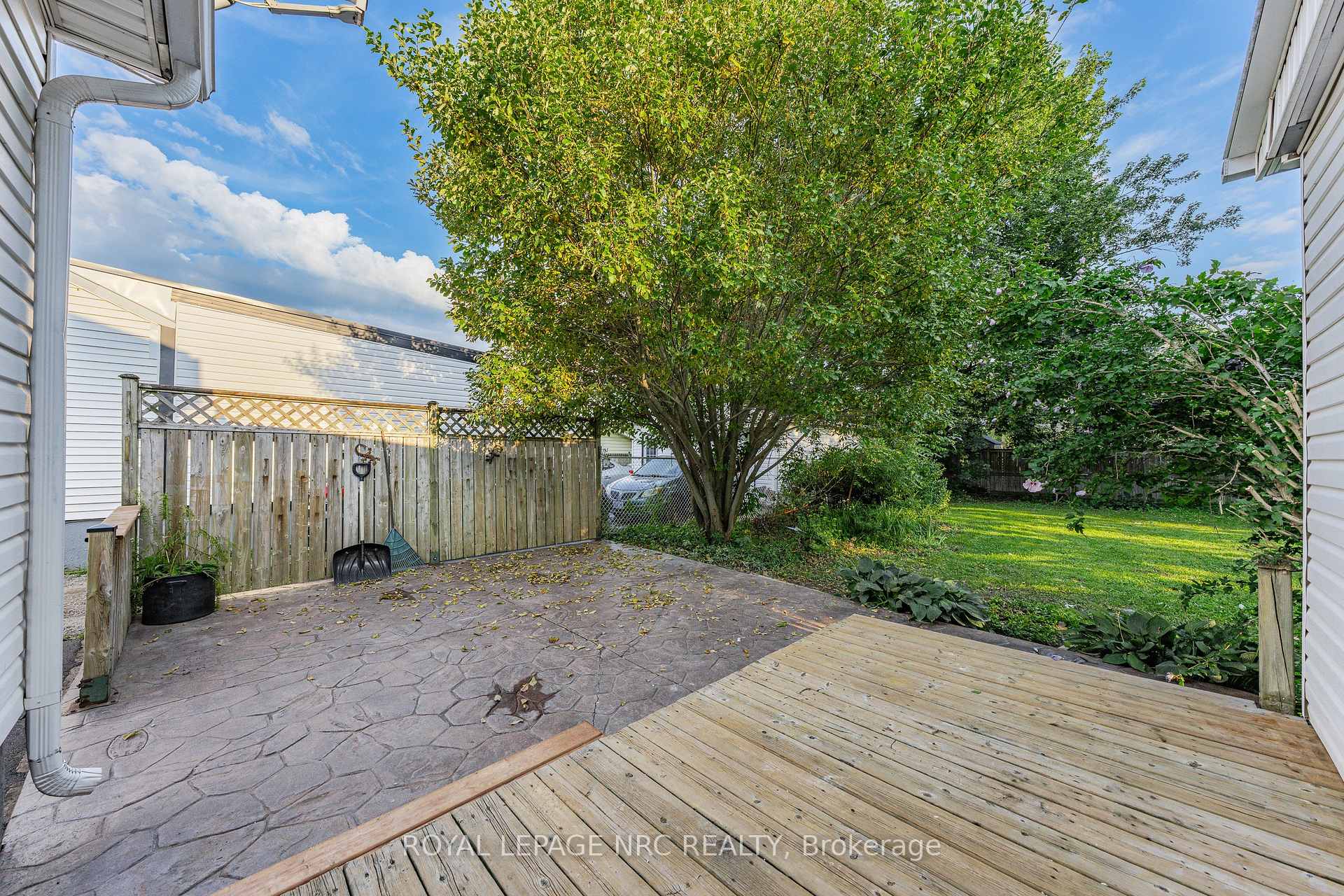 Photo 39 of 12 Admiral Road, St. Catharines, Secord Woods — HOMEH