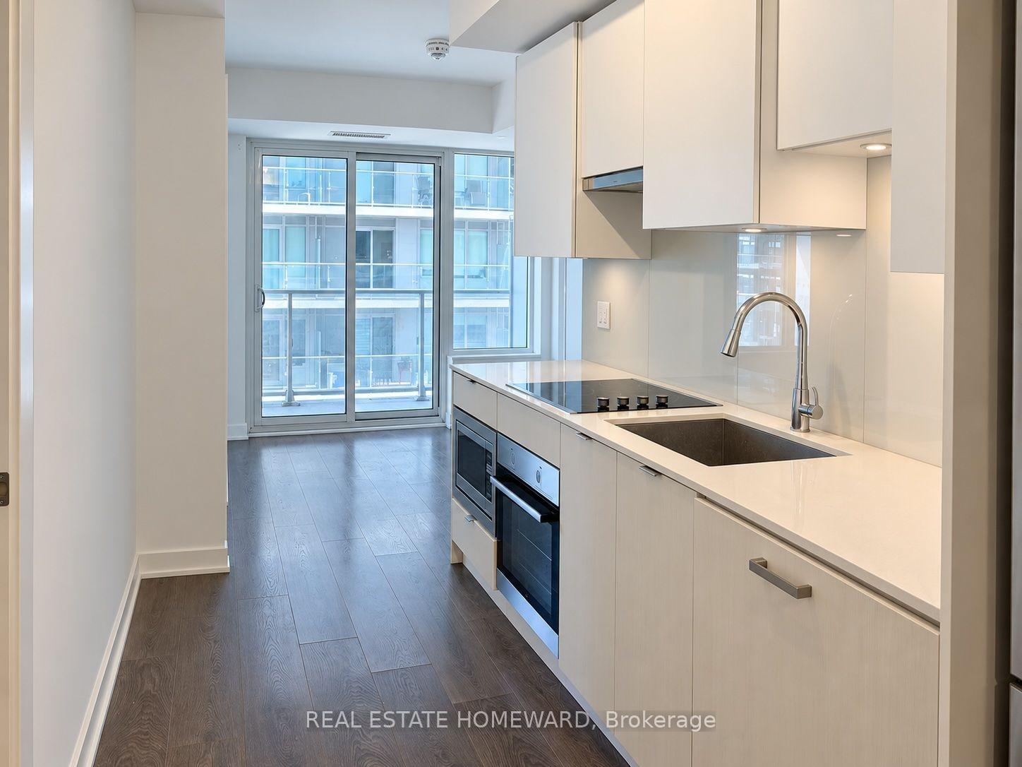 Photo 3 of Unit 1405, 99 Broadway Avenue, Toronto, Mount Pleasant West — HOMEH