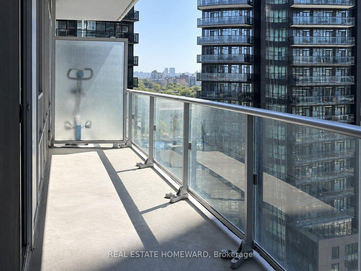 Photo 10 of Unit 1405, 99 Broadway Avenue, Toronto, Mount Pleasant West — HOMEH