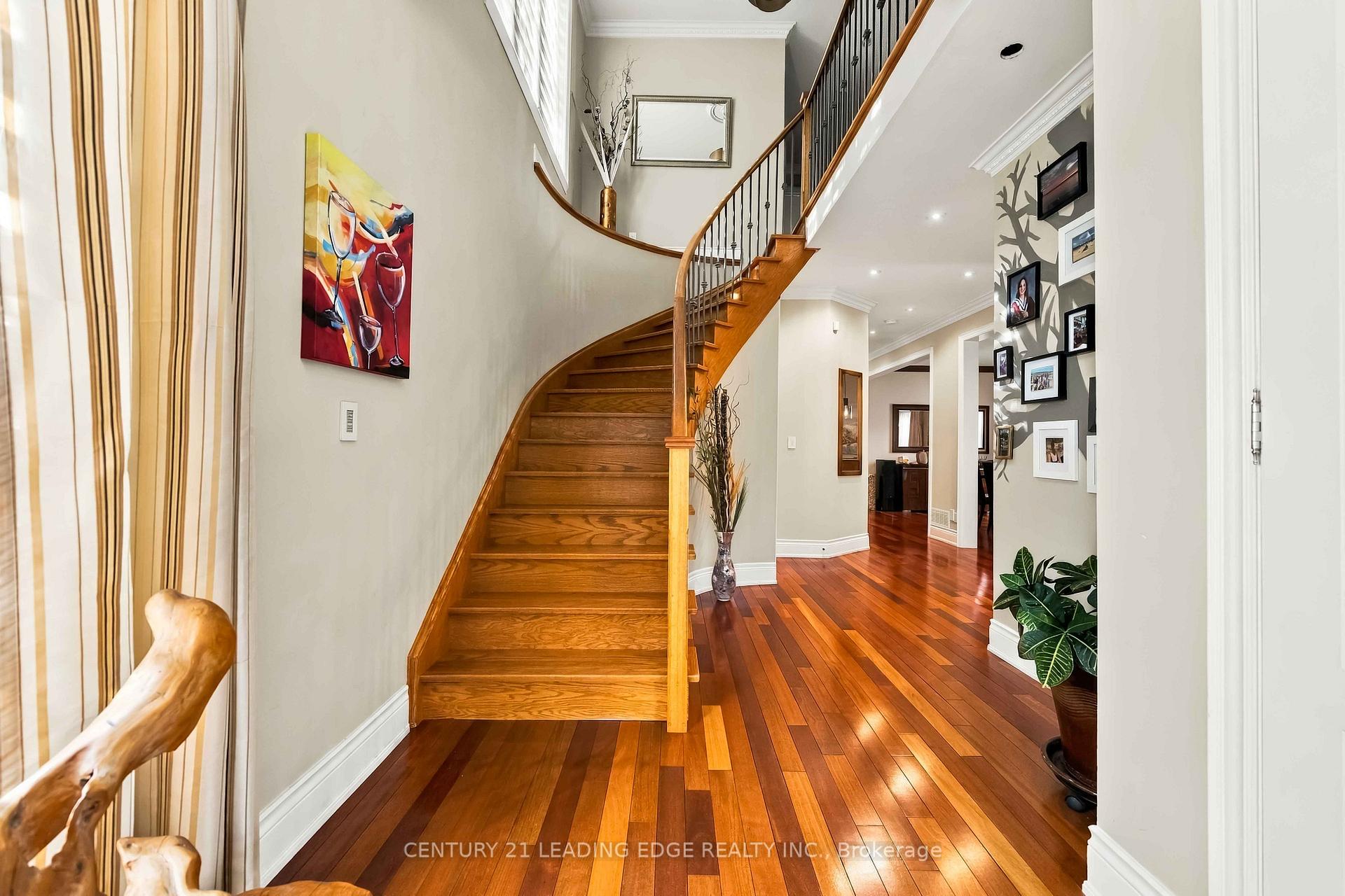 Photo 4 of 1952 Spruce Hill Road, Pickering, Dunbarton — HOMEH