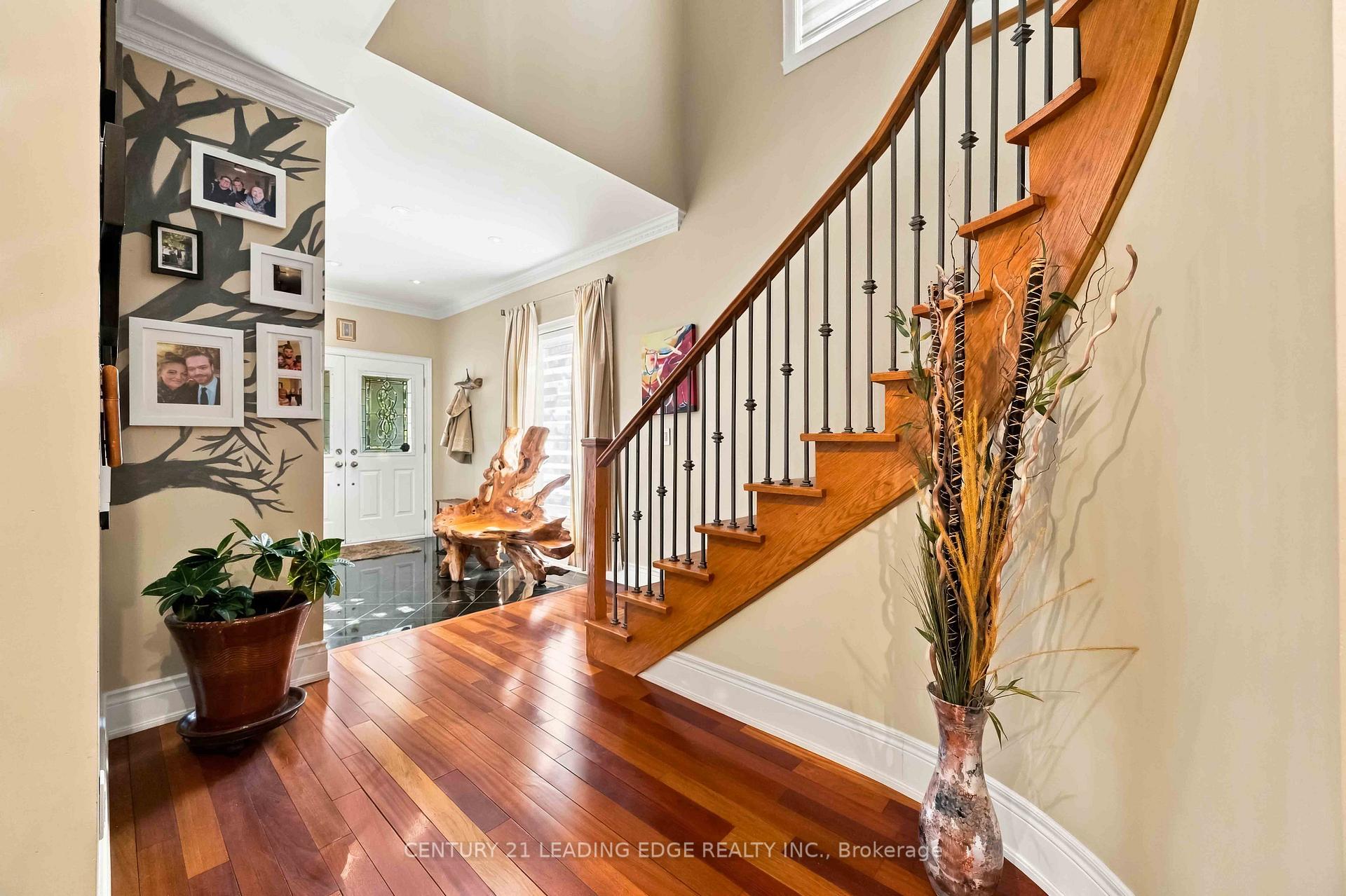 Photo 5 of 1952 Spruce Hill Road, Pickering, Dunbarton — HOMEH
