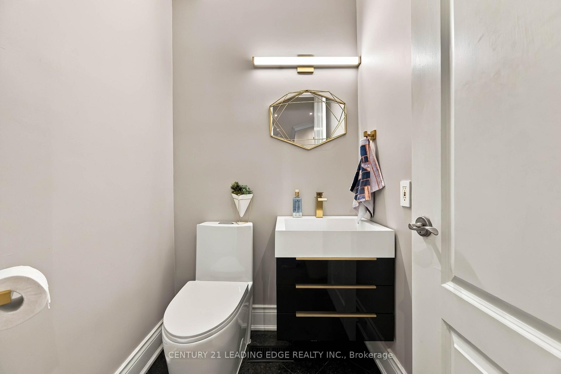 Photo 21 of 1952 Spruce Hill Road, Pickering, Dunbarton — HOMEH