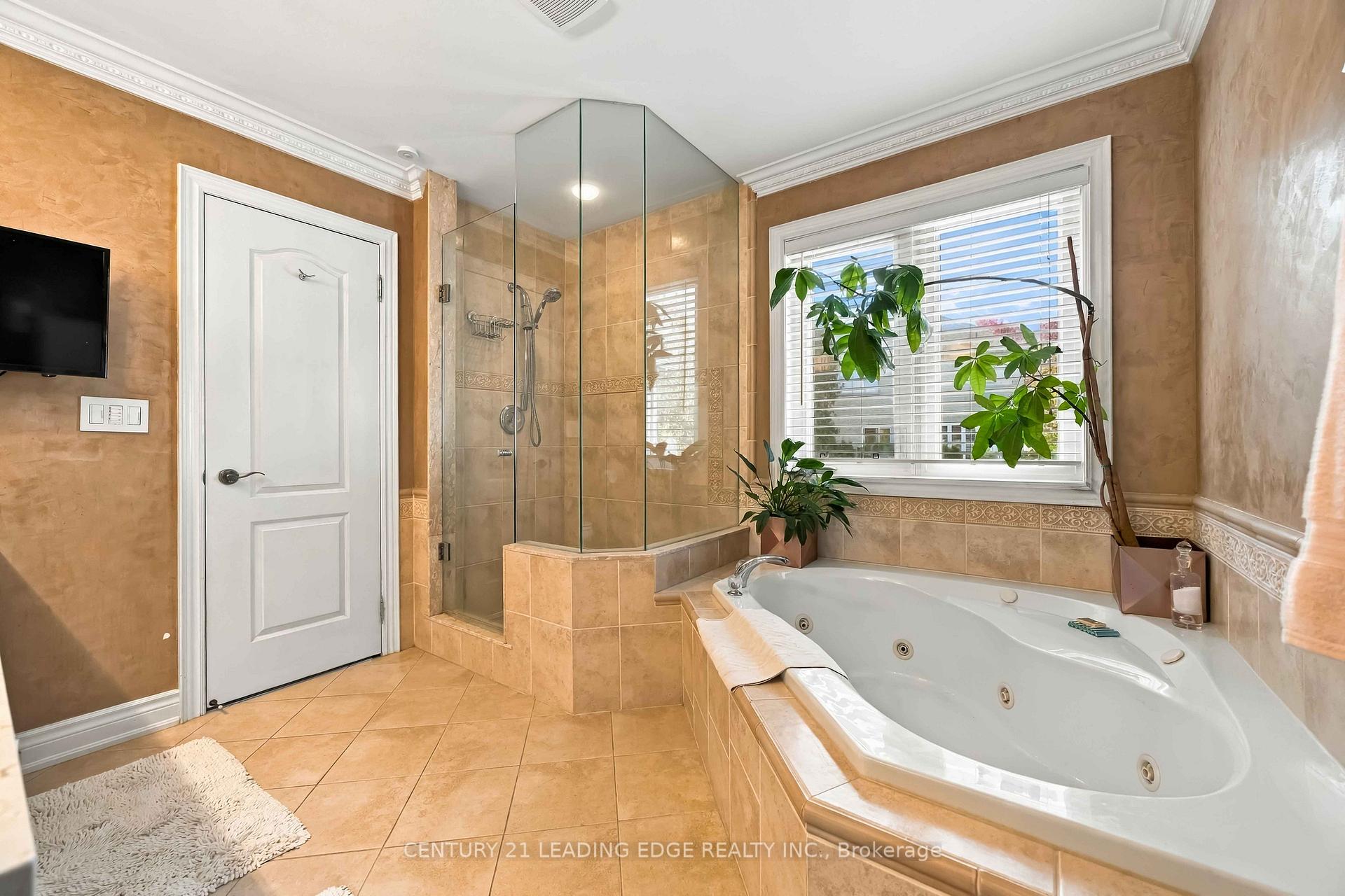 Photo 29 of 1952 Spruce Hill Road, Pickering, Dunbarton — HOMEH