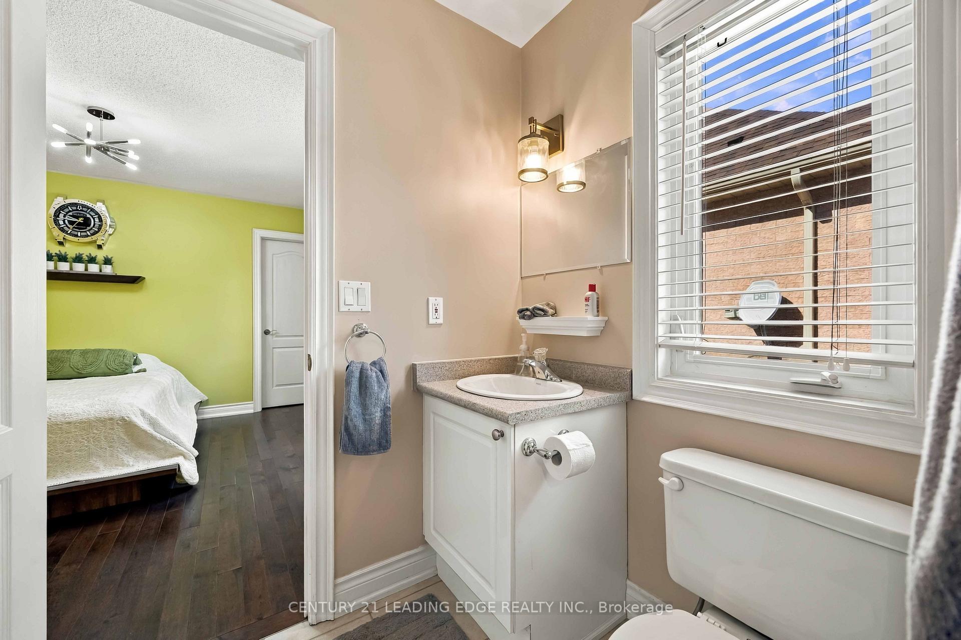 Photo 31 of 1952 Spruce Hill Road, Pickering, Dunbarton — HOMEH