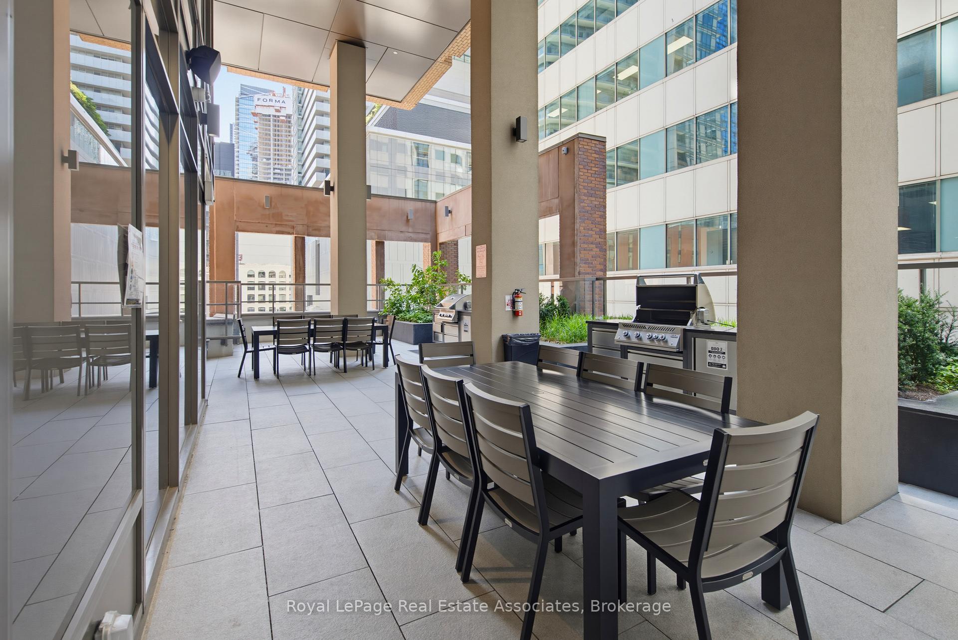 Photo 22 of Unit 2403, 8 Widmer Street, Toronto, Waterfront Communities — HOMEH