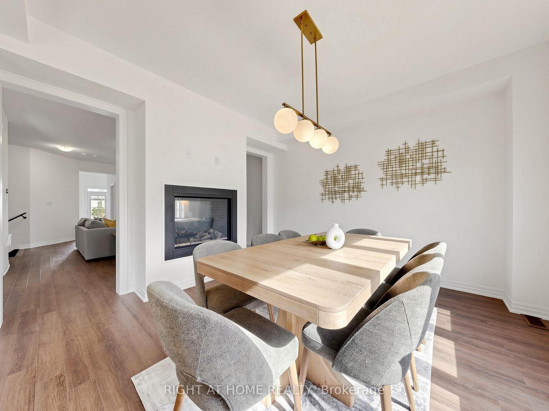 Photo 15 of 10 George Ellis Drive, Georgina, Keswick North — HOMEH