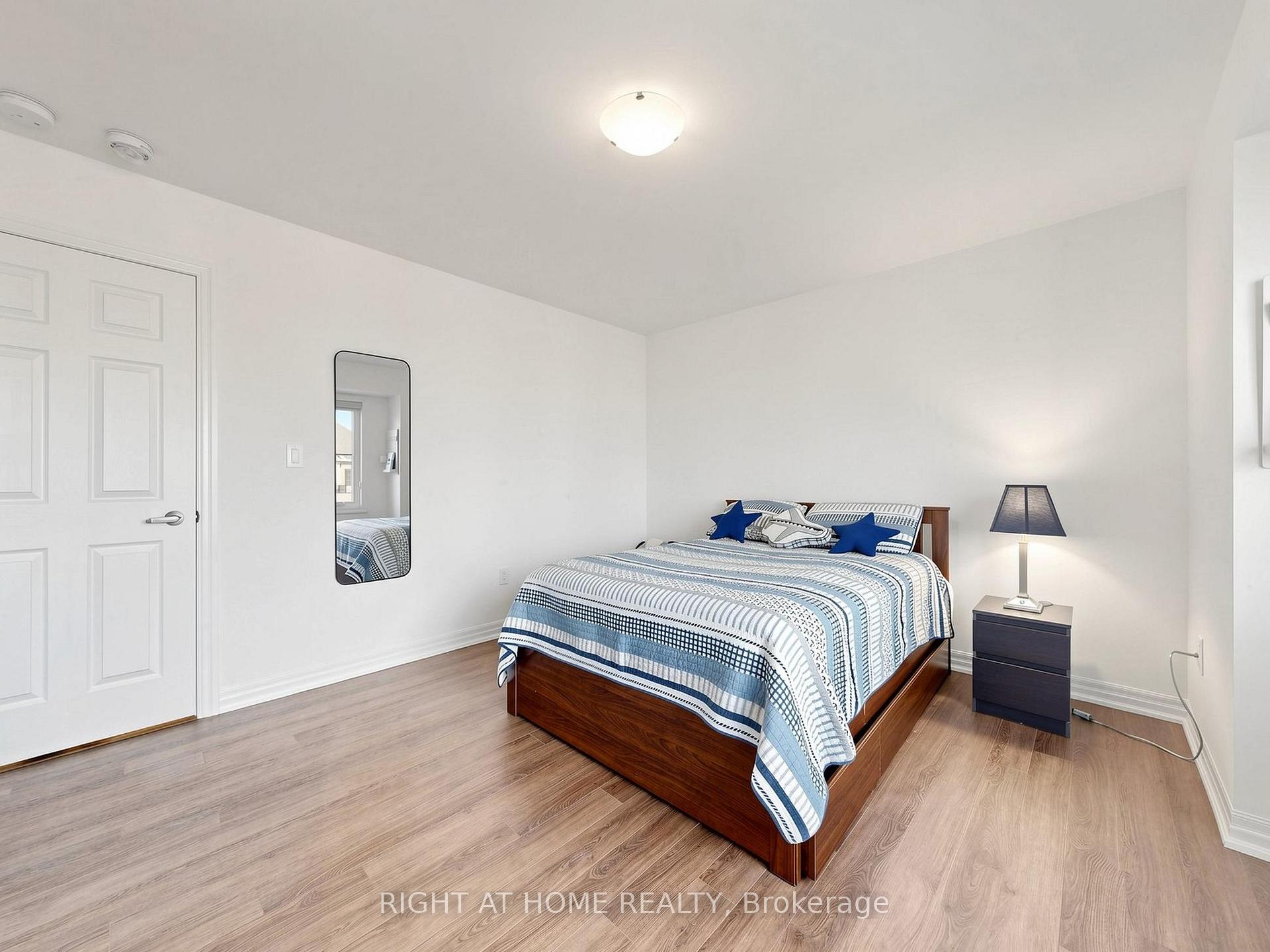 Photo 32 of 10 George Ellis Drive, Georgina, Keswick North — HOMEH
