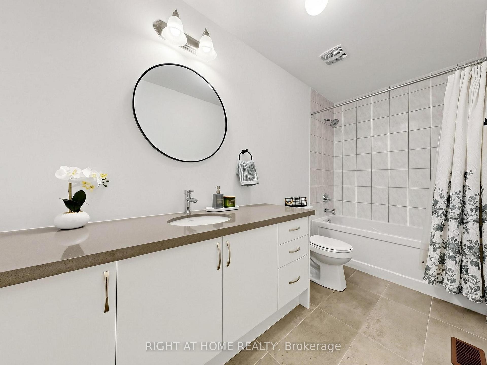 Photo 34 of 10 George Ellis Drive, Georgina, Keswick North — HOMEH