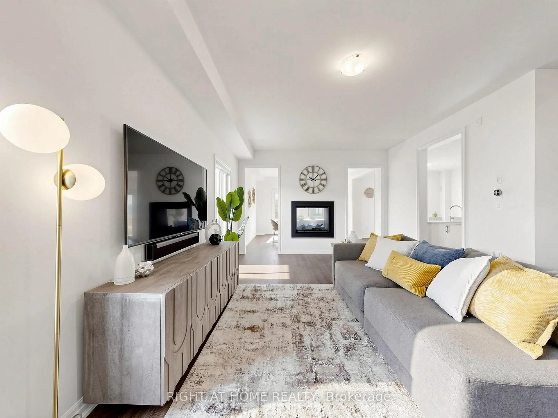 Photo 10 of 10 George Ellis Drive, Georgina, Keswick North — HOMEH