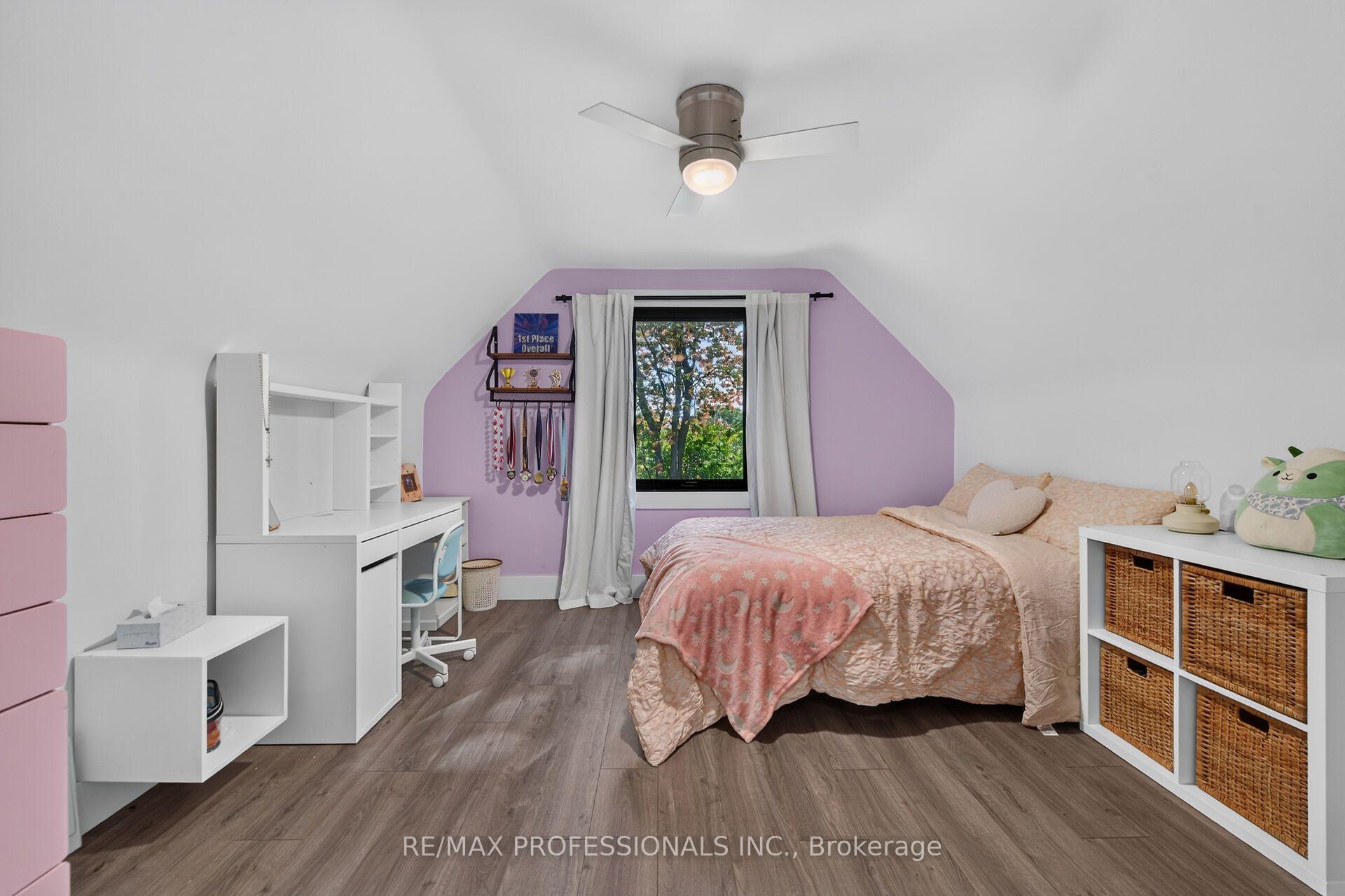 Photo 28 of 17 Hollydene Road, Scarborough, Clairlea-Birchmount — HOMEH