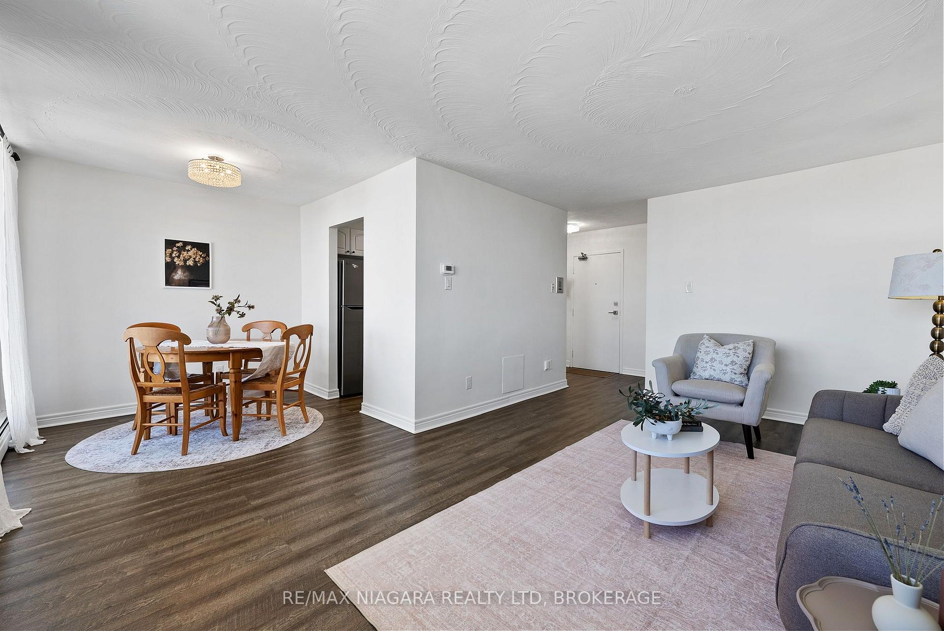 Photo 9 of Unit 1002, 359 Geneva Street, St. Catharines, Fairview — HOMEH