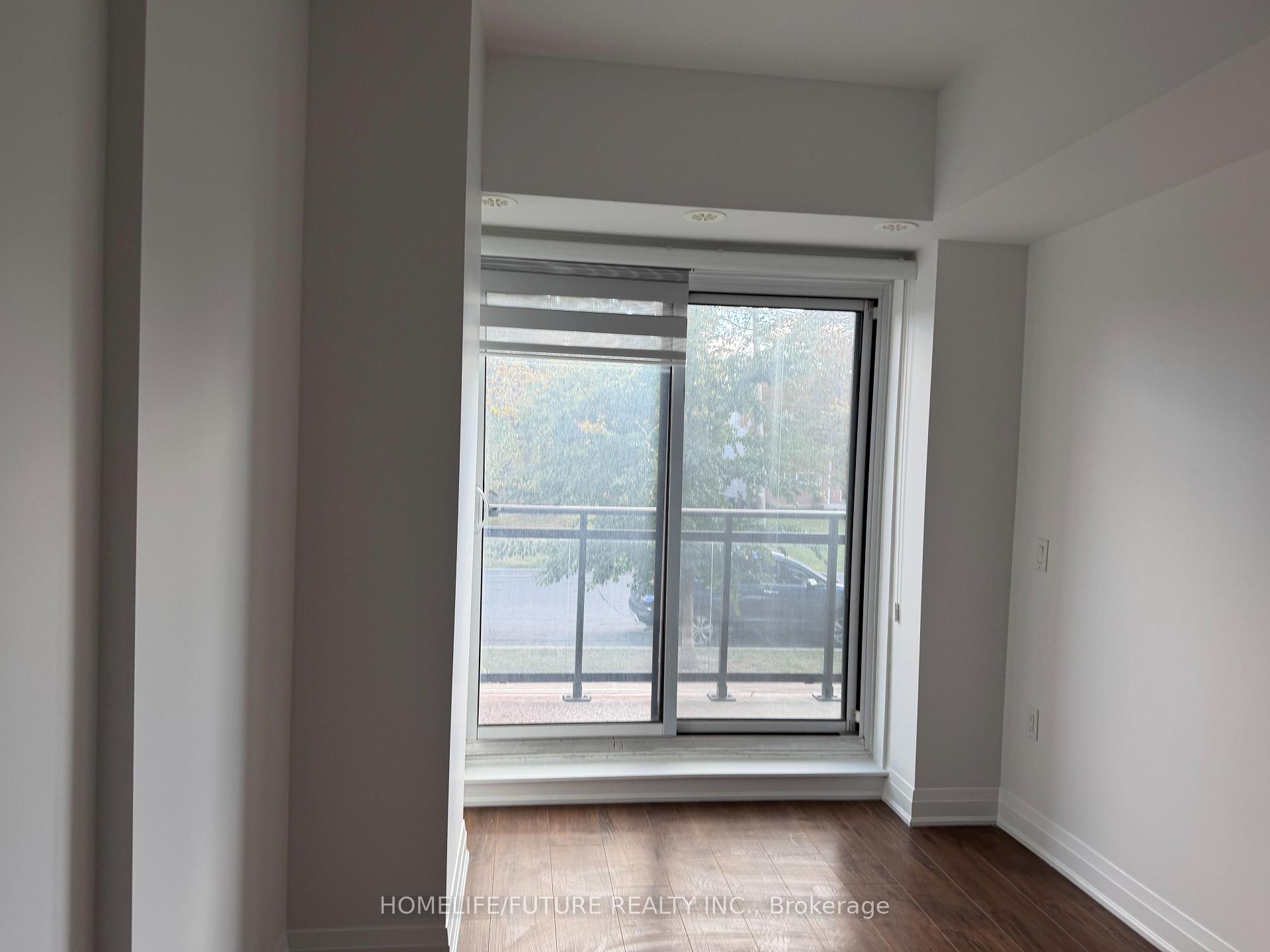 Photo 9 of Unit E-1002, 52 Coles Avenue, Vaughan, Vaughan Grove — HOMEH