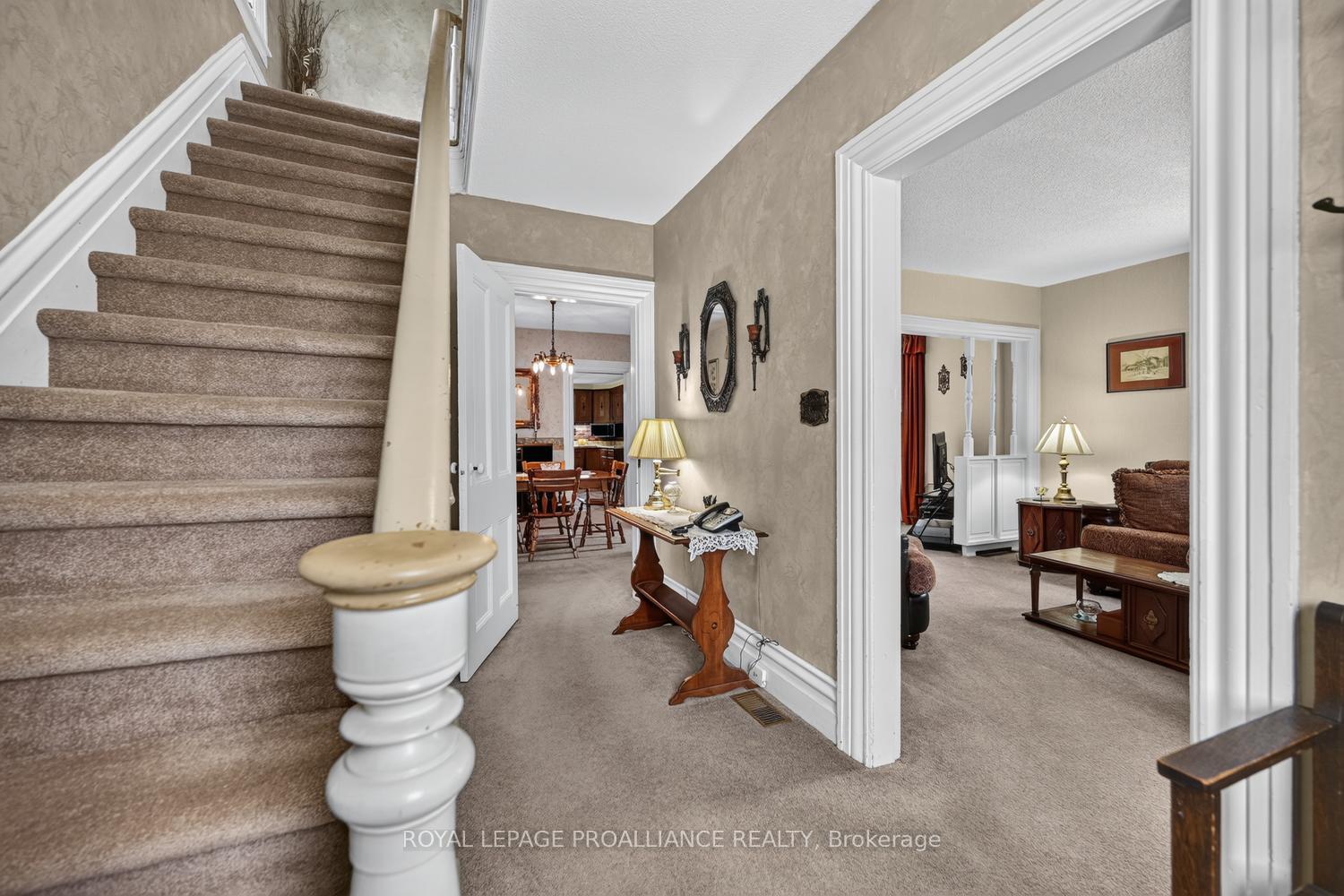 Photo 4 of 529 Dibble Street W, Prescott, Prescott — HOMEH