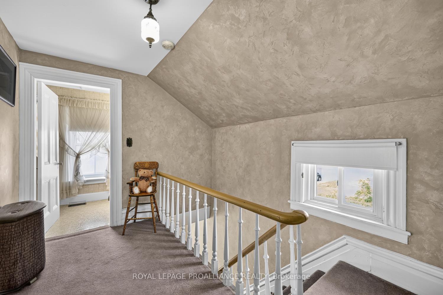 Photo 16 of 529 Dibble Street W, Prescott, Prescott — HOMEH