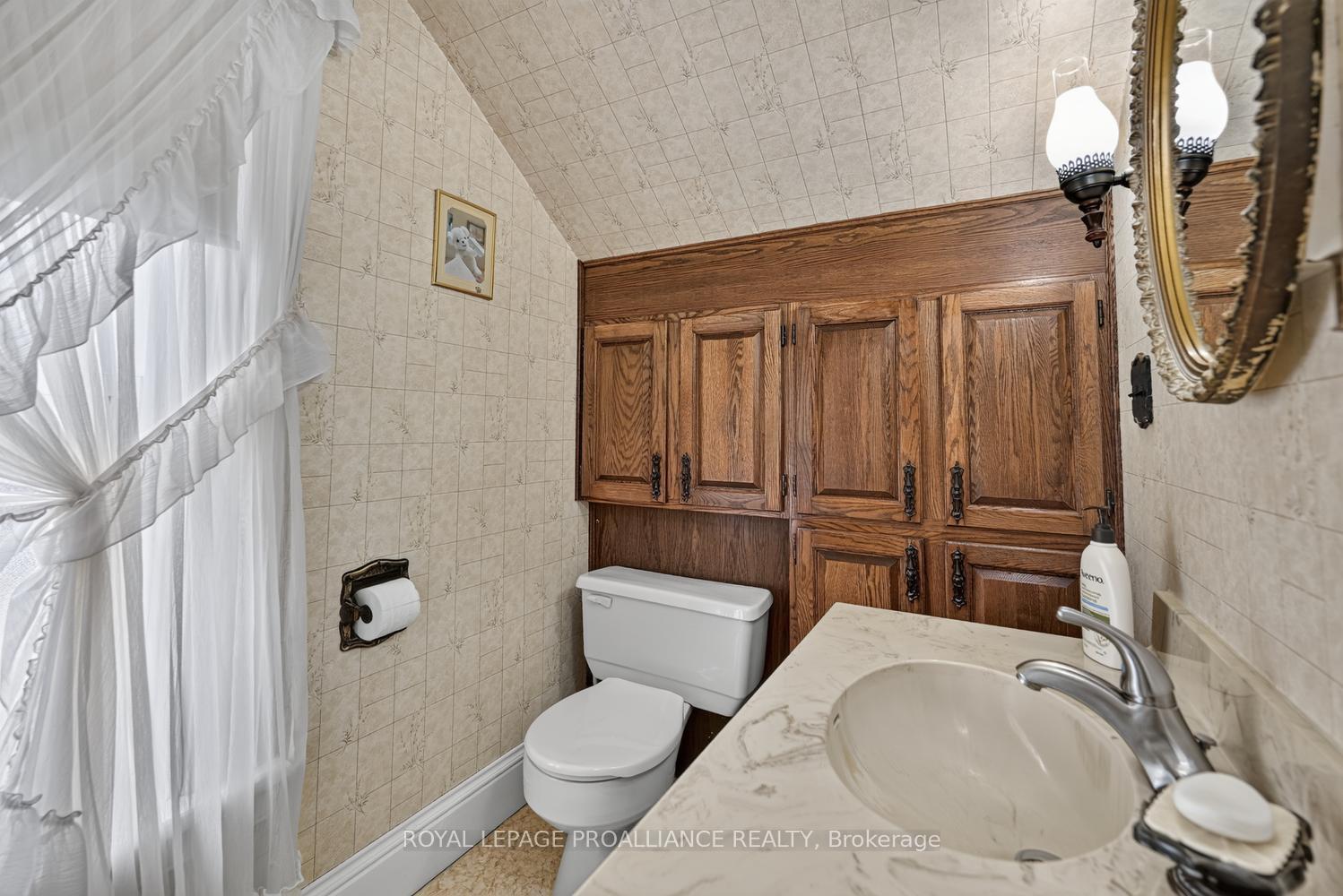 Photo 17 of 529 Dibble Street W, Prescott, Prescott — HOMEH