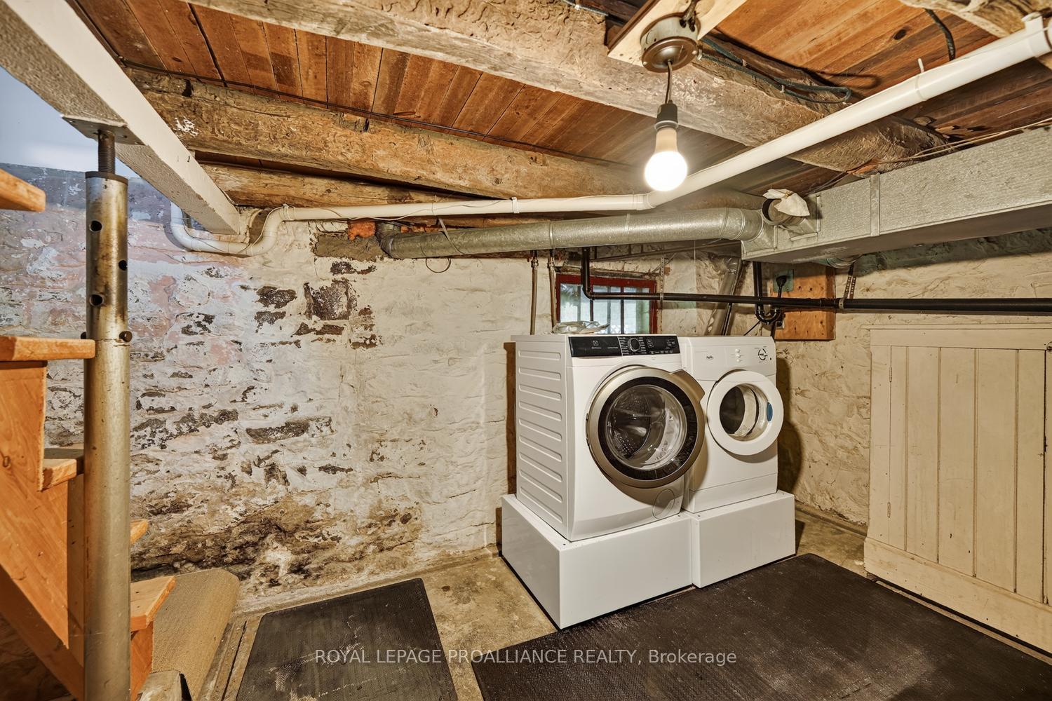 Photo 23 of 529 Dibble Street W, Prescott, Prescott — HOMEH