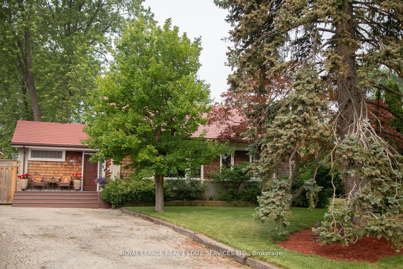 Photo 2 of 167 Oliver Place, Oakville, College Park — HOMEH