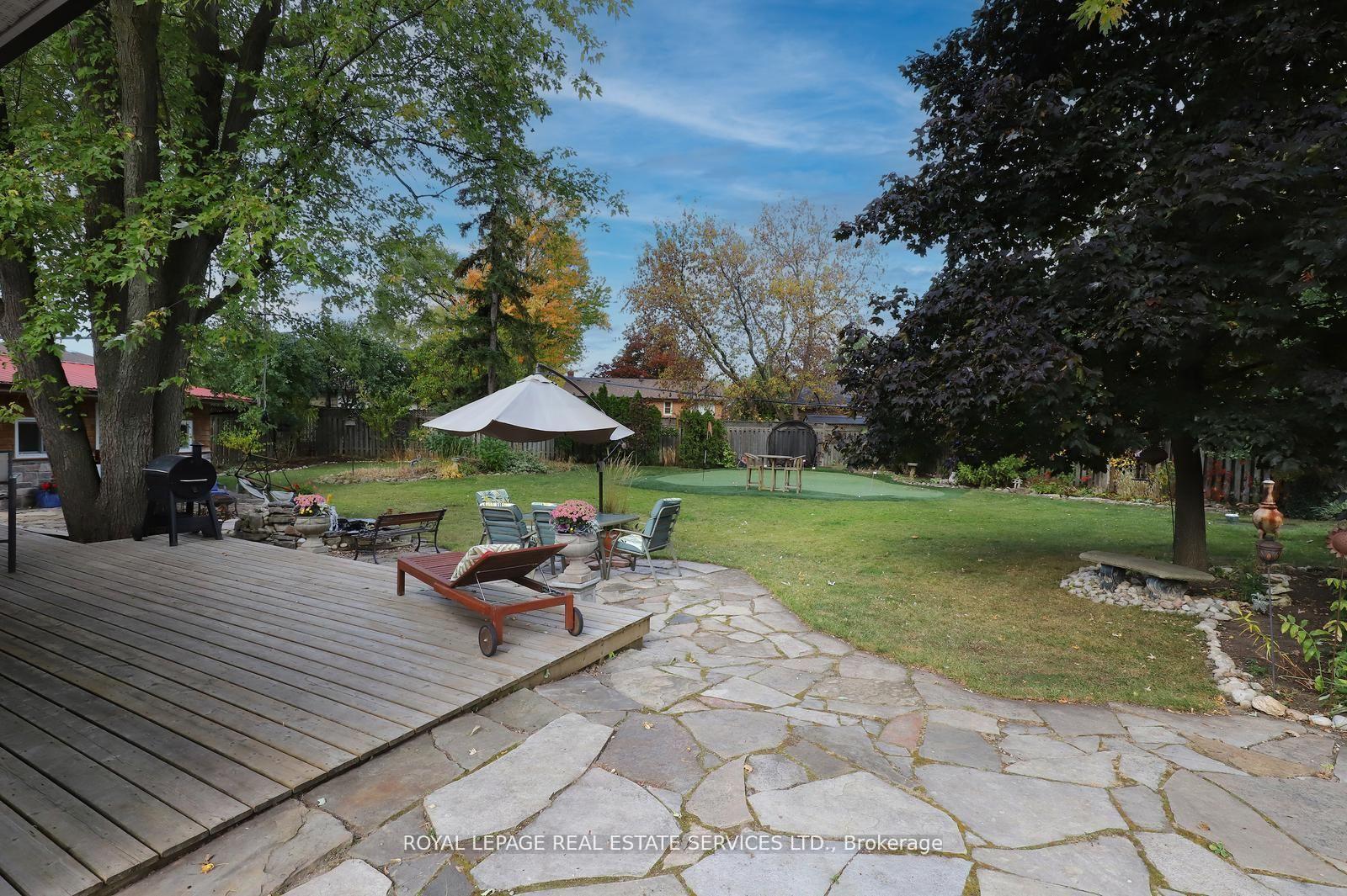 Photo 3 of 167 Oliver Place, Oakville, College Park — HOMEH