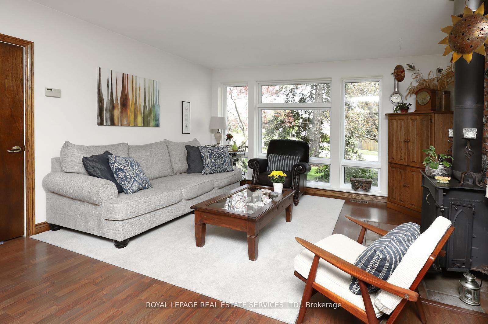 Photo 7 of 167 Oliver Place, Oakville, College Park — HOMEH