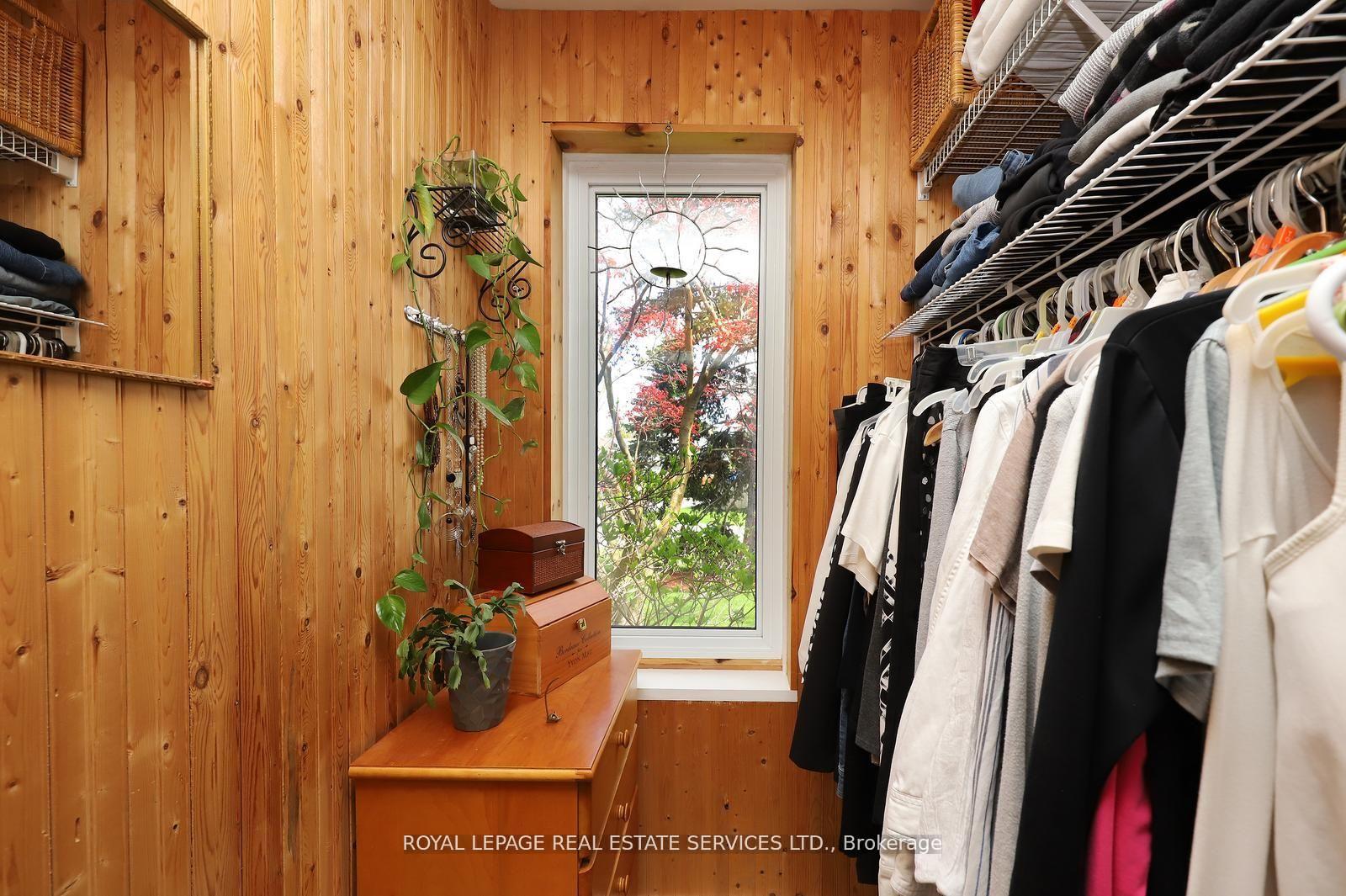Photo 18 of 167 Oliver Place, Oakville, College Park — HOMEH