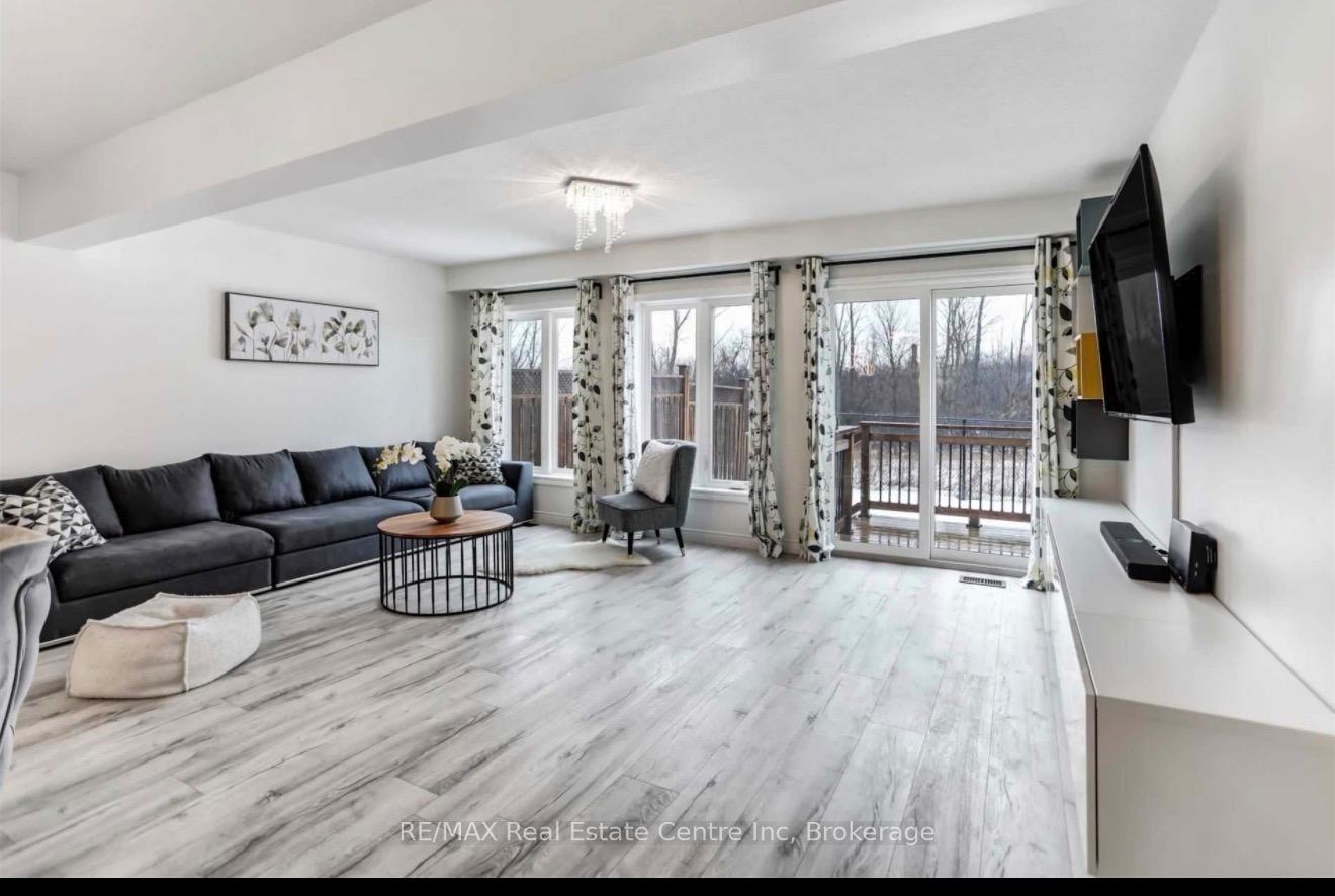 Photo 2 of 88 Mussen Street, Guelph, Victoria North — HOMEH