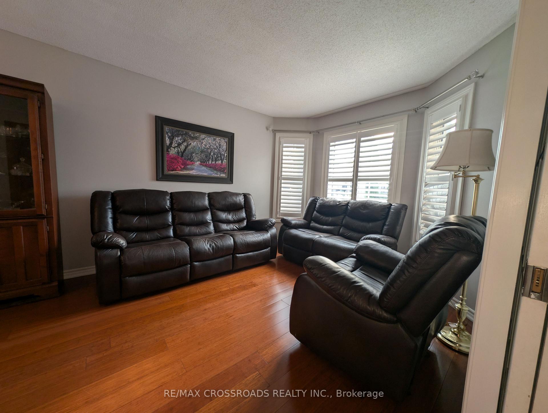 Photo 6 of 94 Violet Street, Barrie, Holly — HOMEH