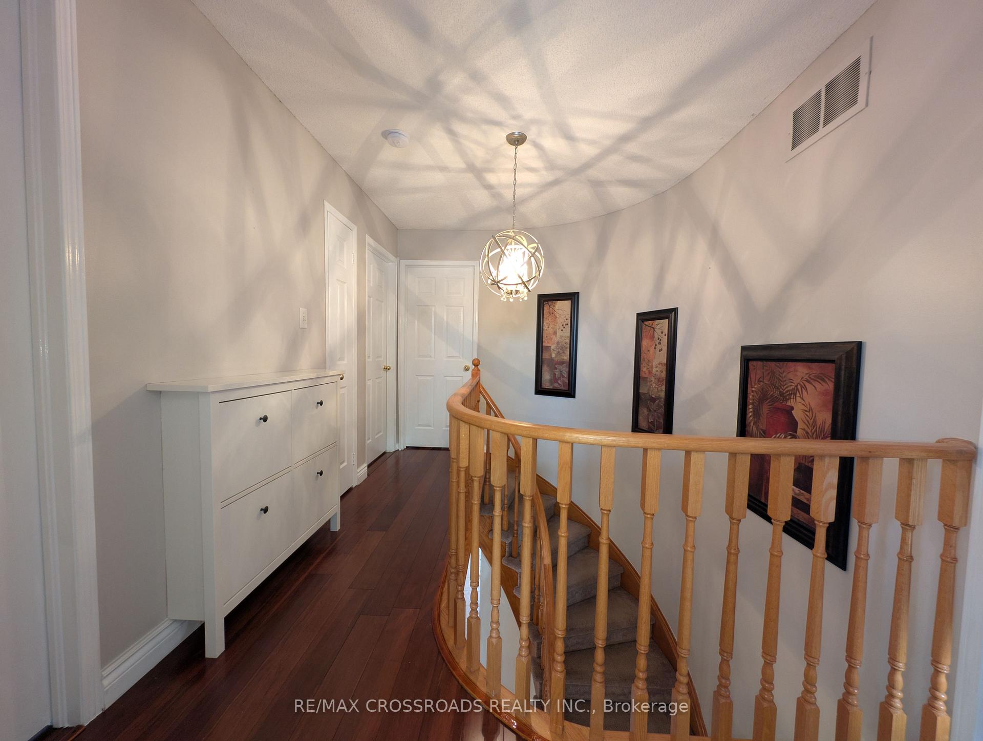 Photo 17 of 94 Violet Street, Barrie, Holly — HOMEH
