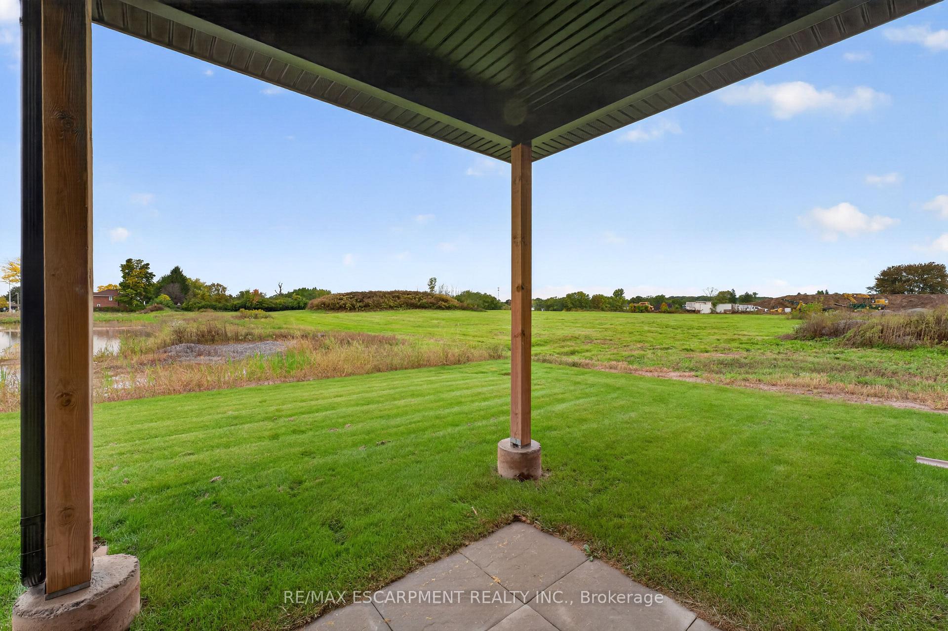 Photo 8 of 967 Clare Avenue, Welland, N. Welland — HOMEH