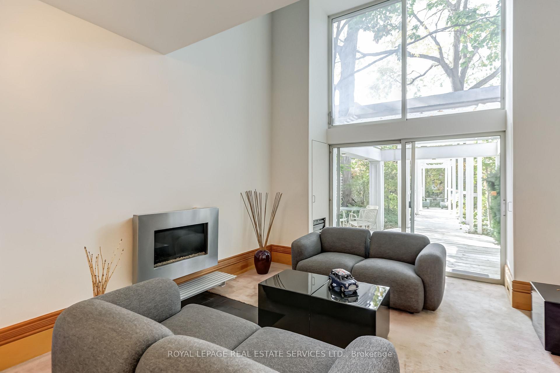 Photo 8 of 358 Sackville Street, Toronto, Cabbagetown-South St. James Town — HOMEH