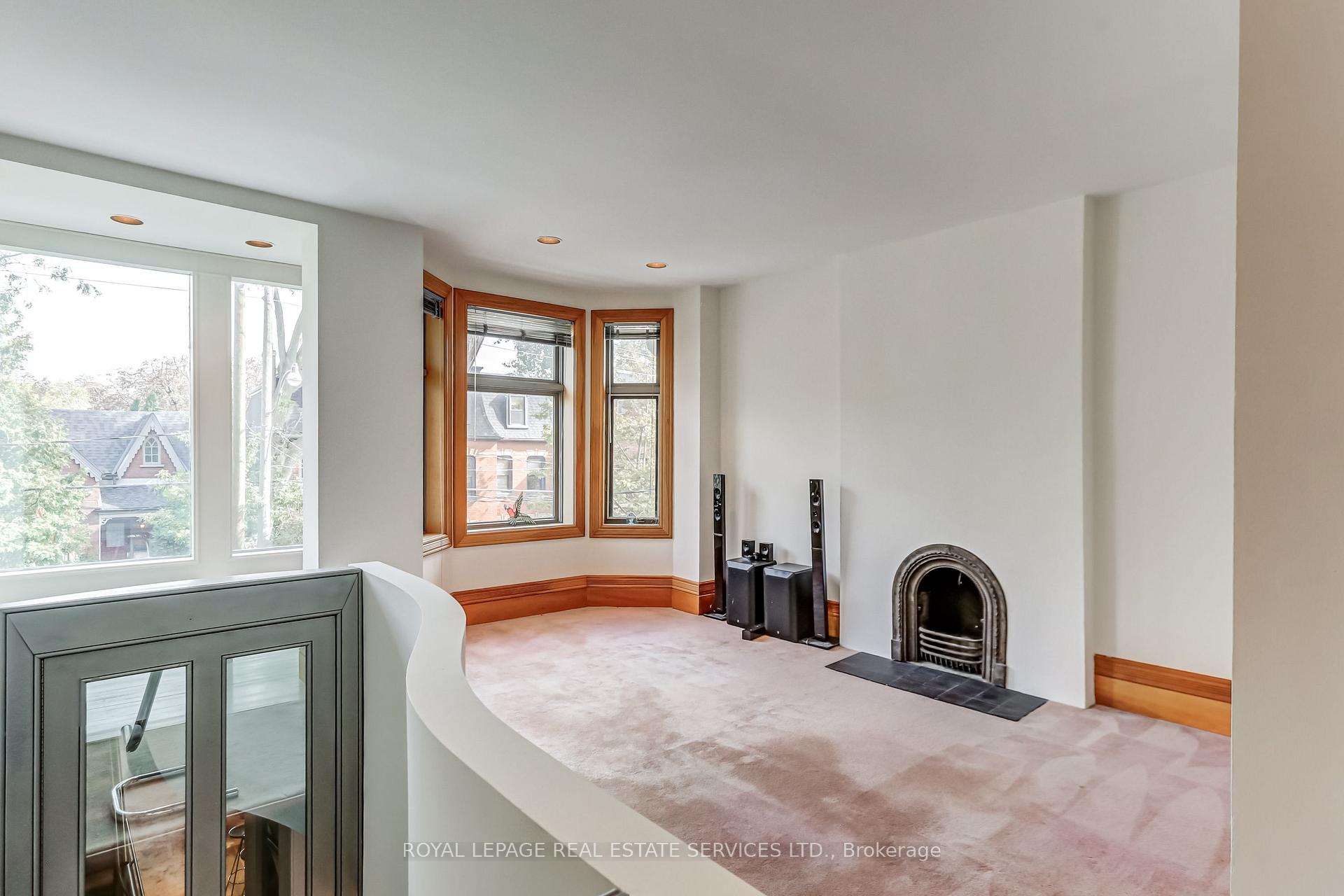 Photo 12 of 358 Sackville Street, Toronto, Cabbagetown-South St. James Town — HOMEH