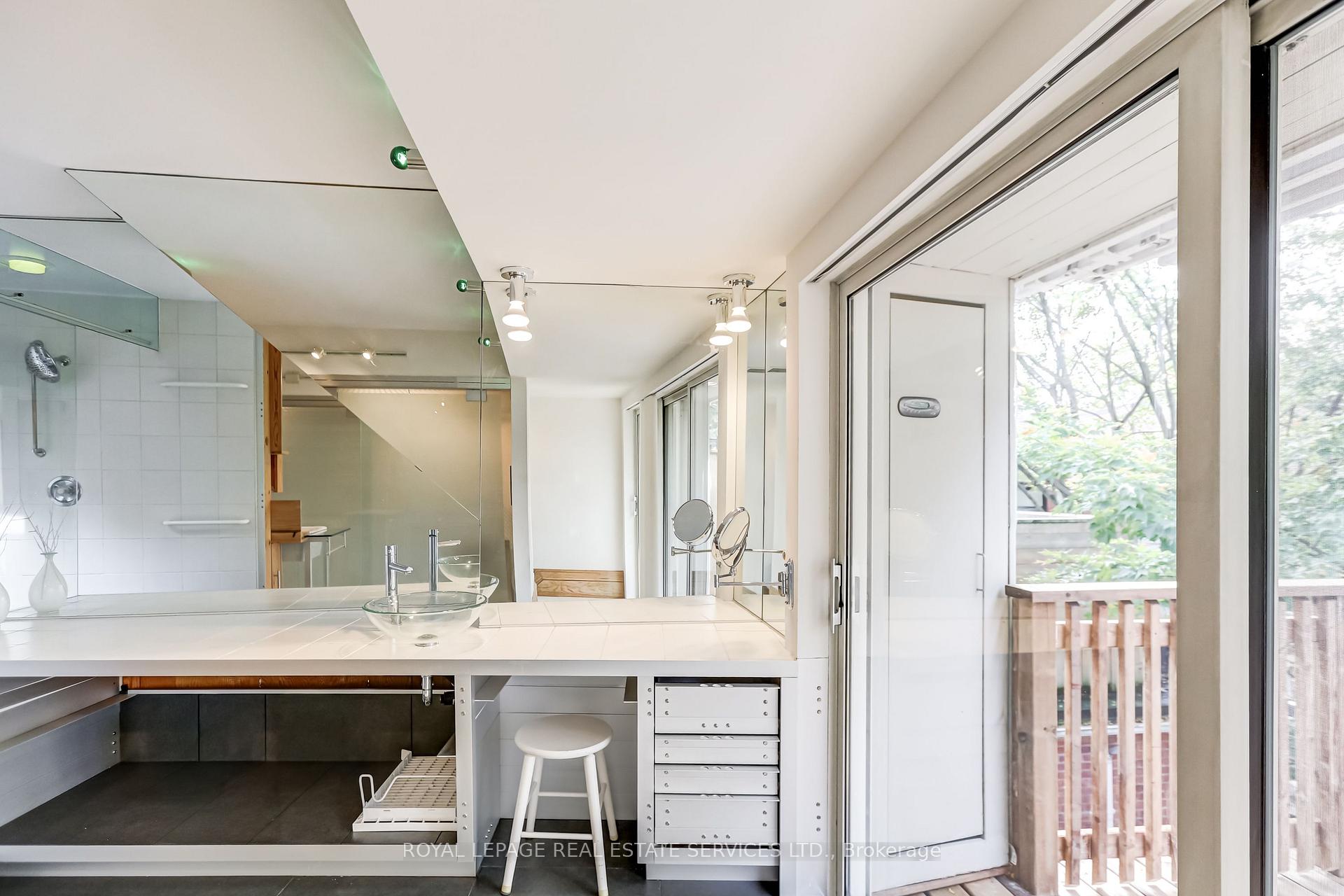 Photo 15 of 358 Sackville Street, Toronto, Cabbagetown-South St. James Town — HOMEH