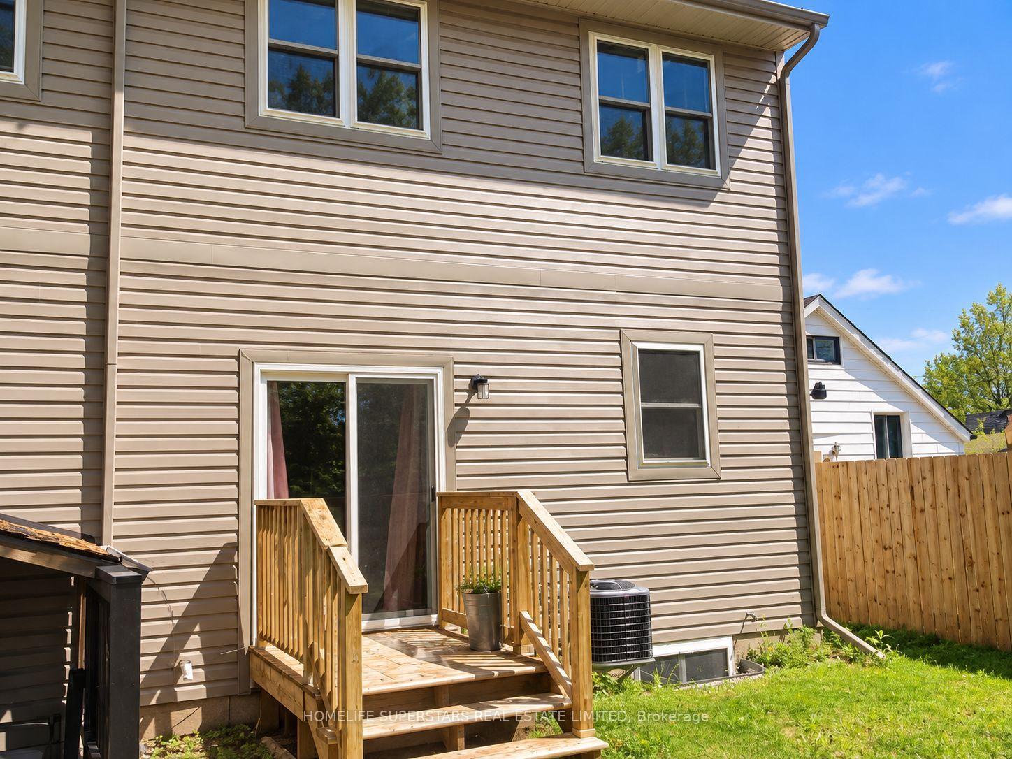 Photo 14 of 3 Galbraith Street, St. Catharines, Western Hill — HOMEH
