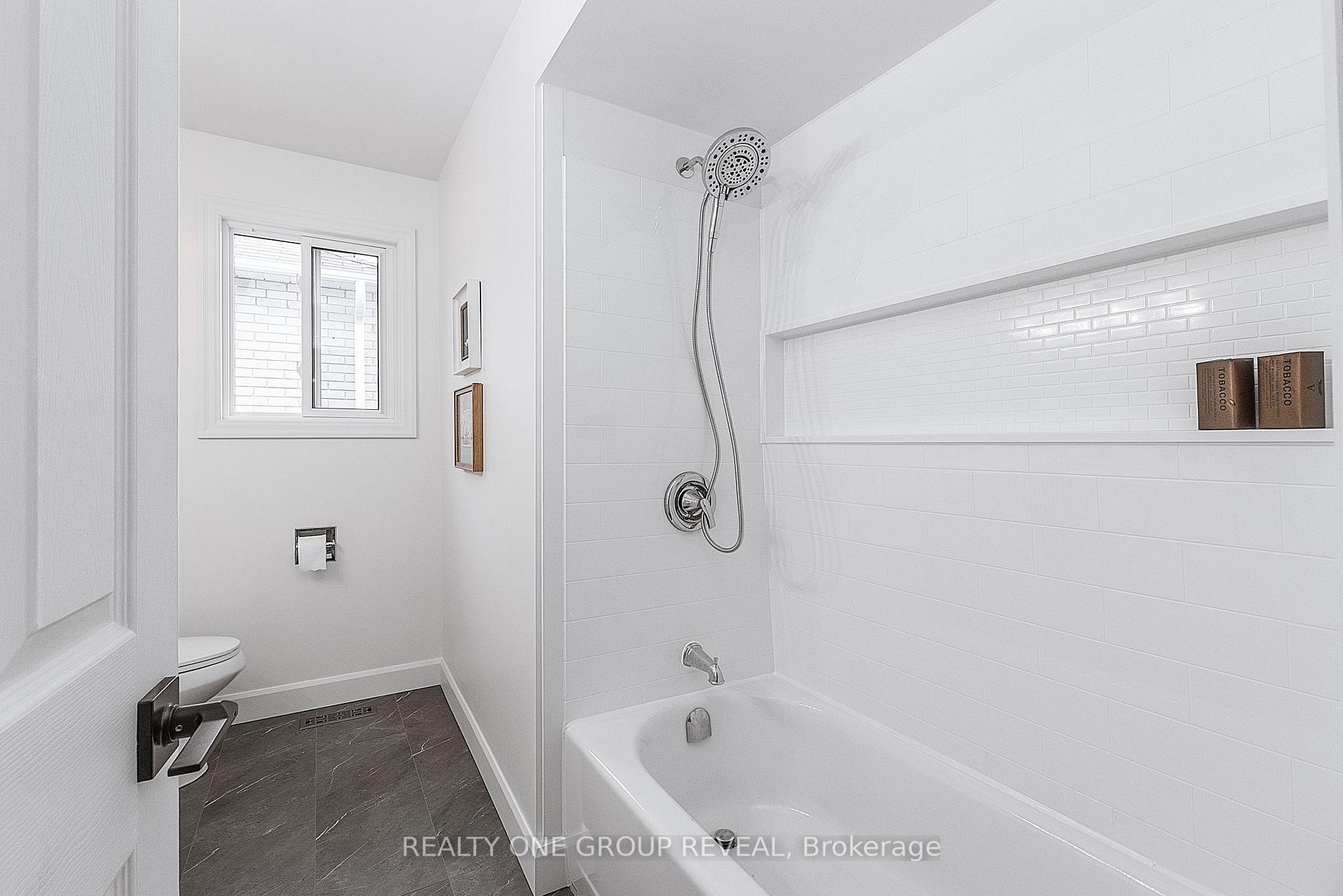 Photo 20 of 1520 Sturgeon Street, Pickering, Amberlea — HOMEH