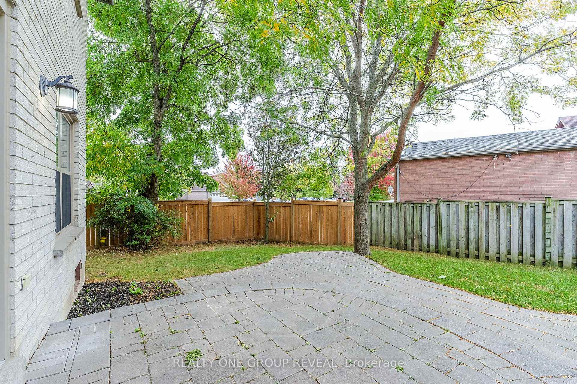 Photo 21 of 1520 Sturgeon Street, Pickering, Amberlea — HOMEH
