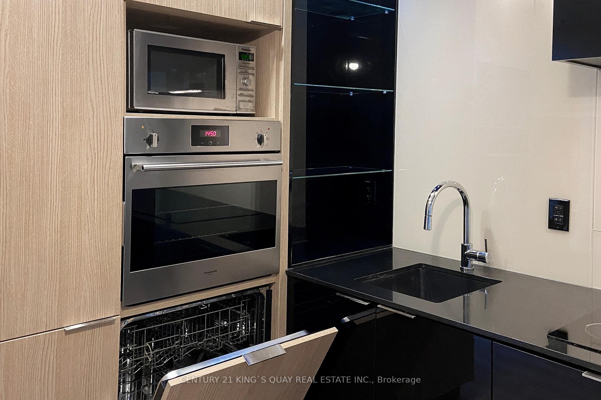Photo 17 of Unit 1409, 70 Temperance Street, Toronto, Bay Street Corridor — HOMEH
