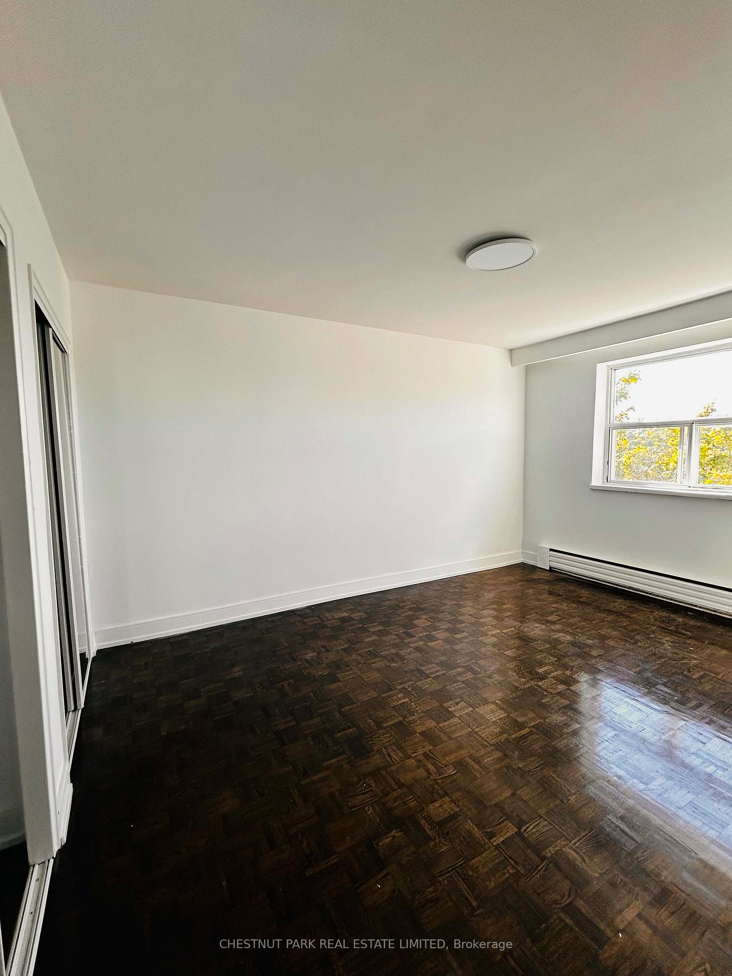 Photo 6 of Unit #47, 4 Superior Avenue, Etobicoke, Mimico — HOMEH
