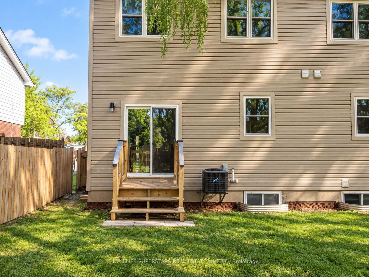 Photo 7 of 5 Galbraith Street, St. Catharines, Western Hill — HOMEH