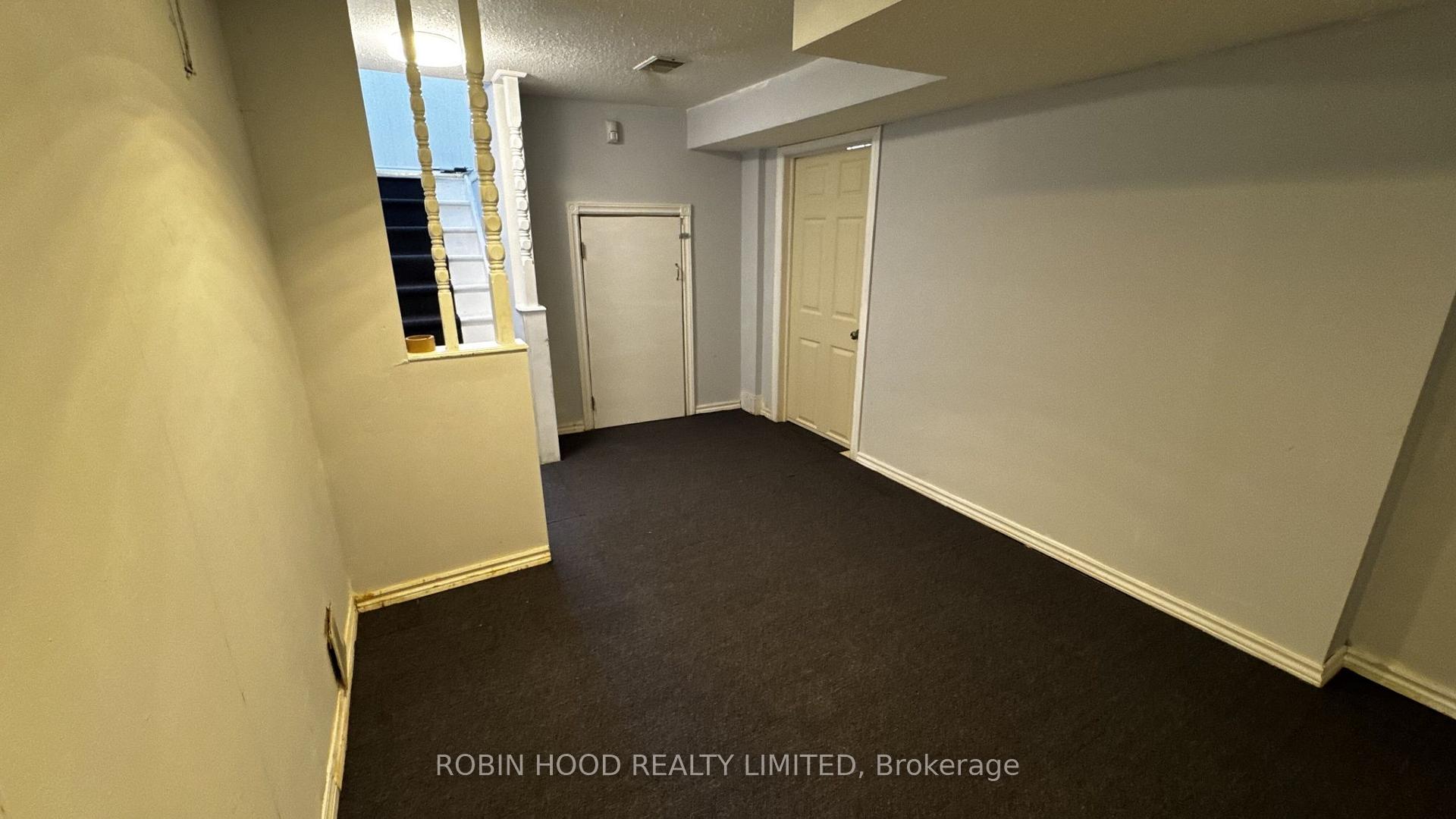 Photo 23 of 542 Mohawk Road E, Hamilton, Lawfield — HOMEH
