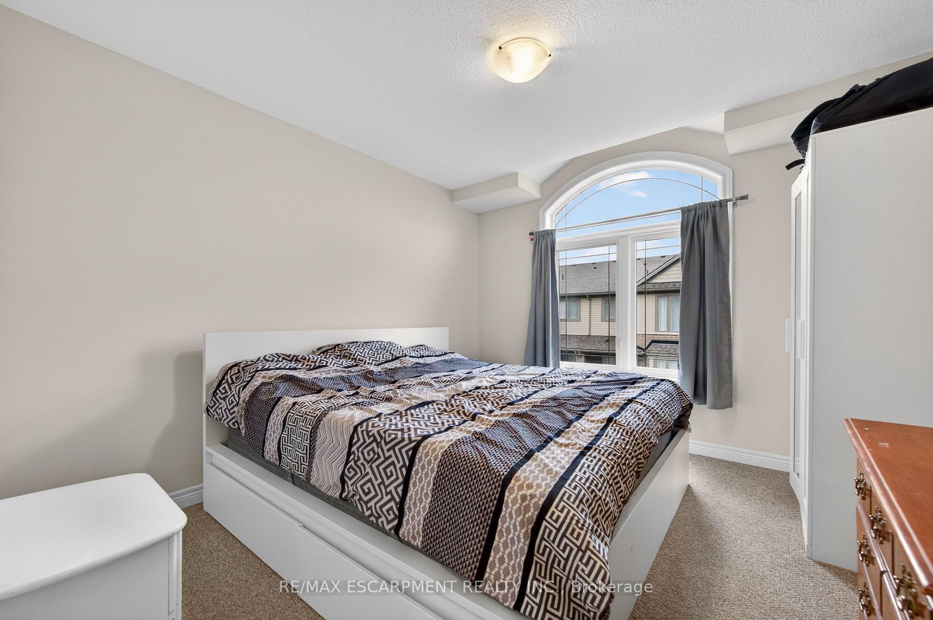 Photo 26 of Unit 13, 19 Picardy Drive, Hamilton, Stoney Creek — HOMEH