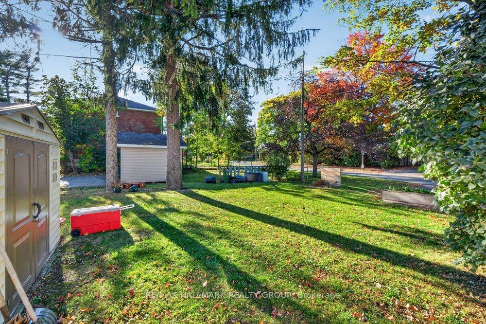 Photo 15 of 290 Woodroffe Avenue E, Ottawa, Carlingwood — HOMEH