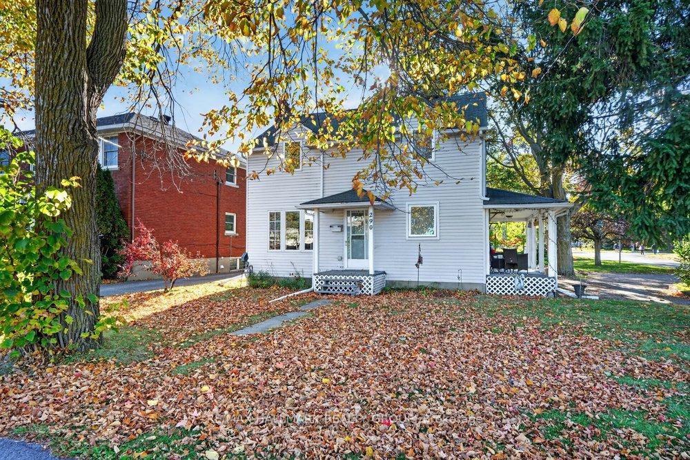Photo 17 of 290 Woodroffe Avenue E, Ottawa, Carlingwood — HOMEH
