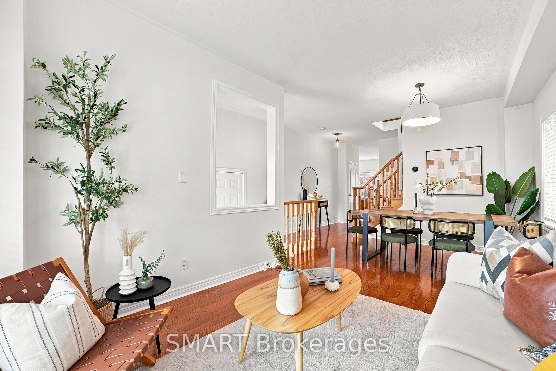 Photo 5 of 96 Capera Drive, Vaughan, Vellore Village — HOMEH